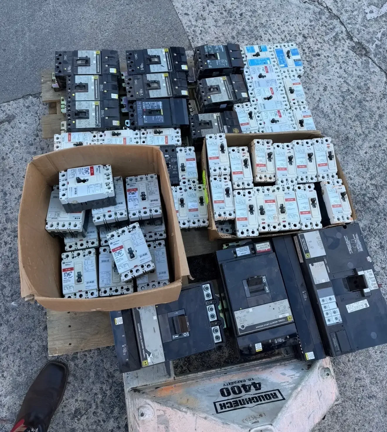 Pallet of used molded case circuit breakers